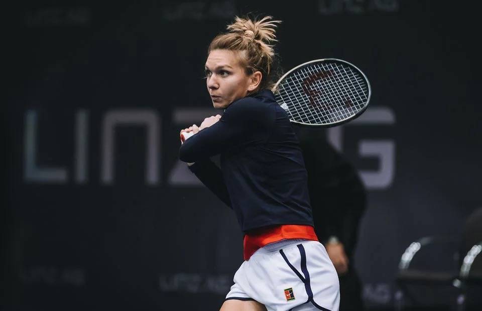 临极大压力 临极大压力