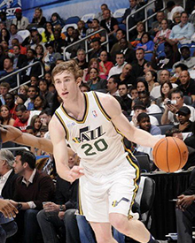 保持冷静提 保持冷静提