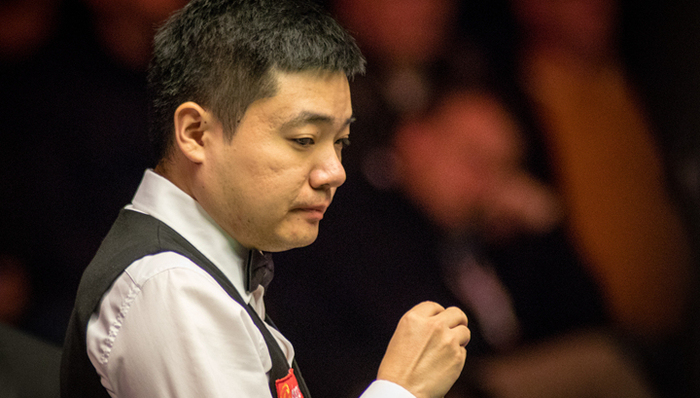 Volleyball！副攻脚步慢的结果：拦网漏大象~.