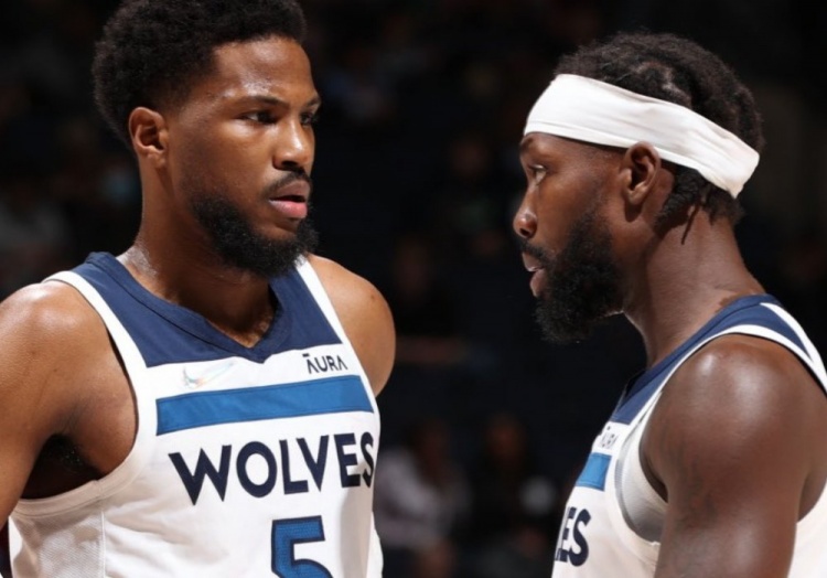 信息领先与 信息领先与